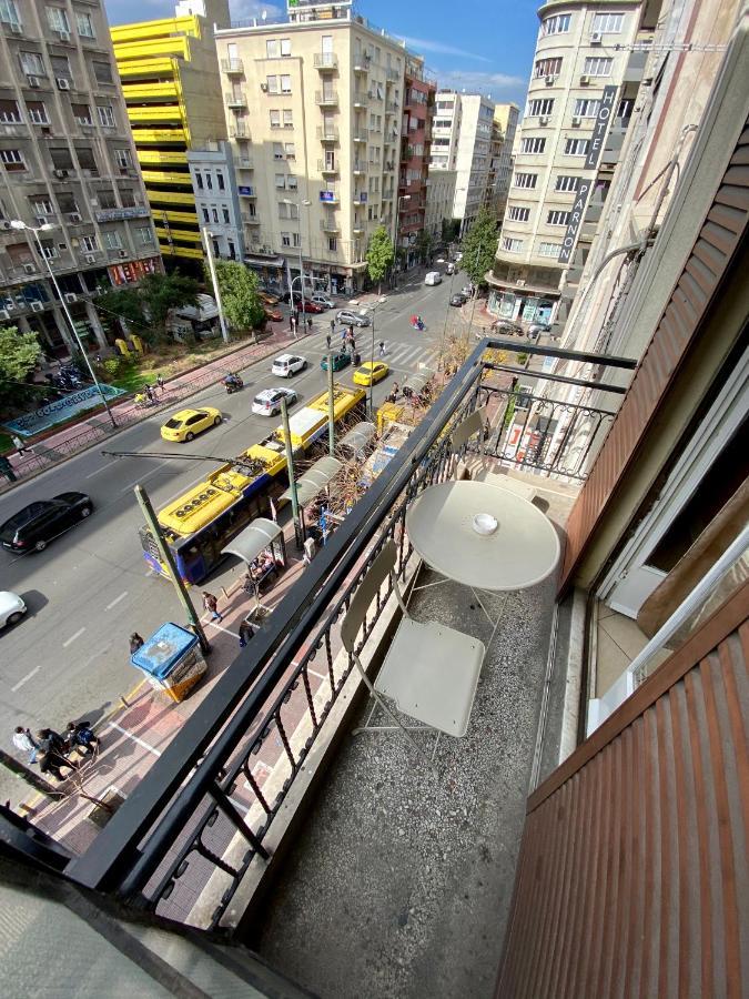 아르테미시온 아테네 외부 사진